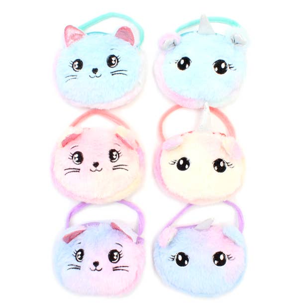 Assorted style fluffy shoulder bag.
