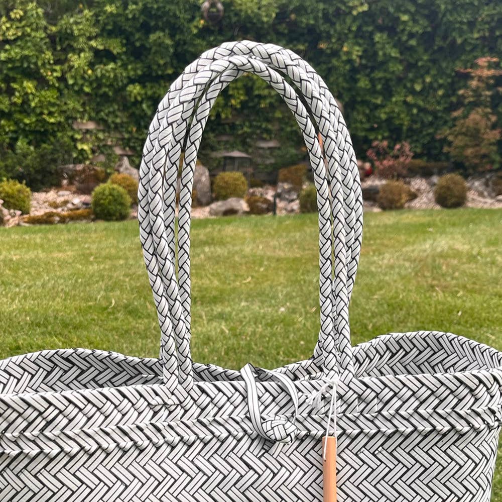 Recycled Plastic Woven Beach/Tote Long Strapped Bag: Maroon