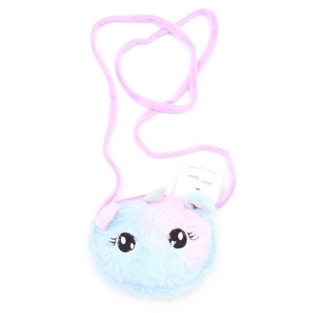 Assorted style fluffy shoulder bag.